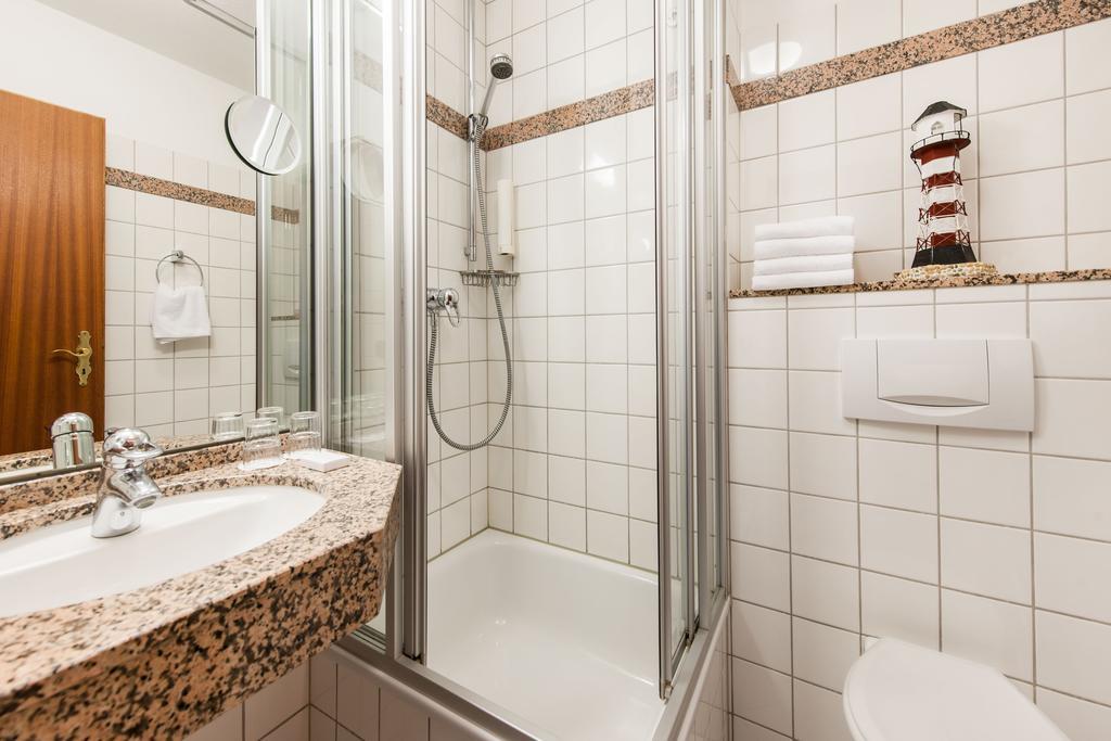 Standard Single Room residential example,1219344409:JPEG
